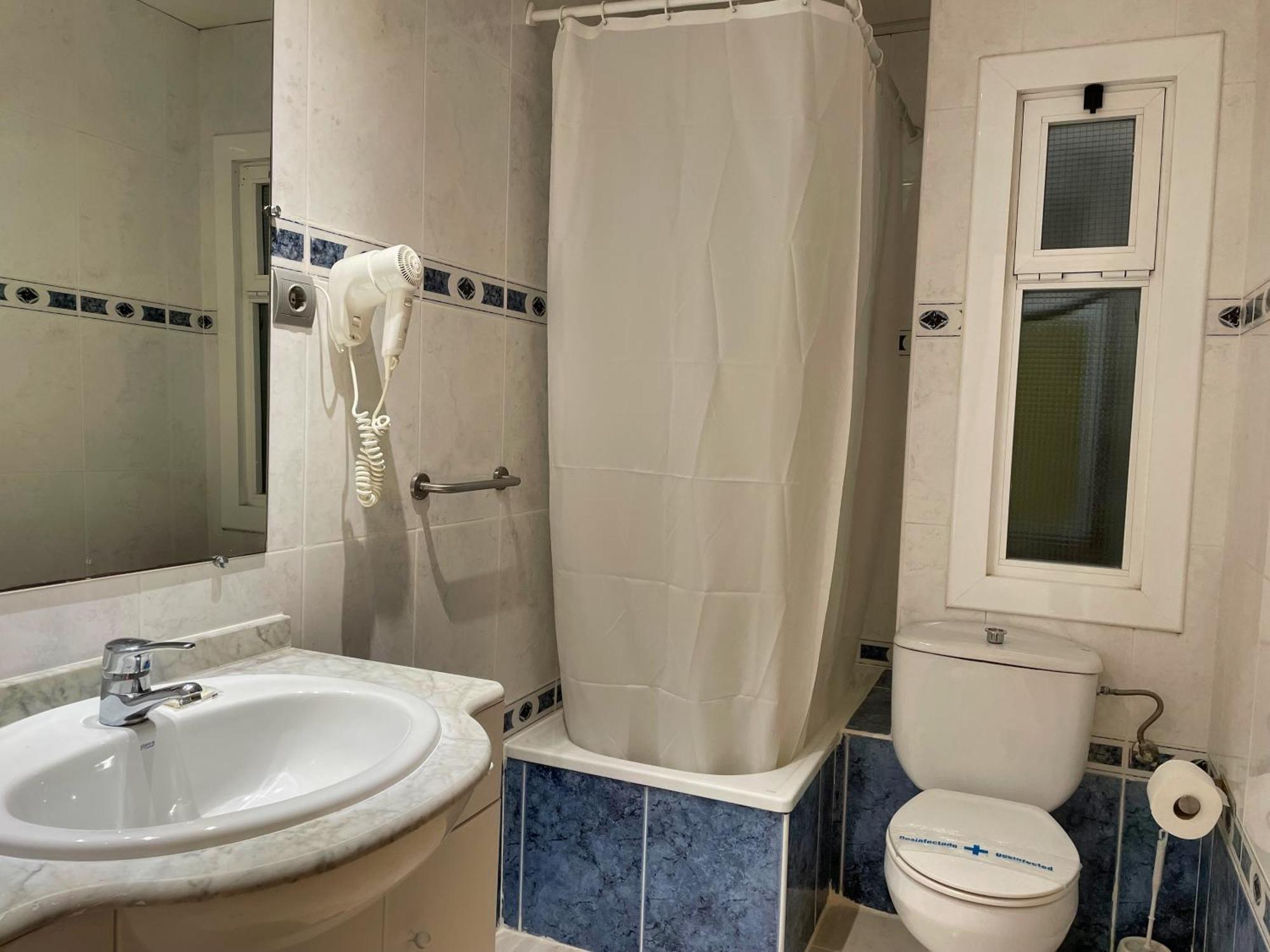 Hotel Villamarina Club Salou Habitación foto